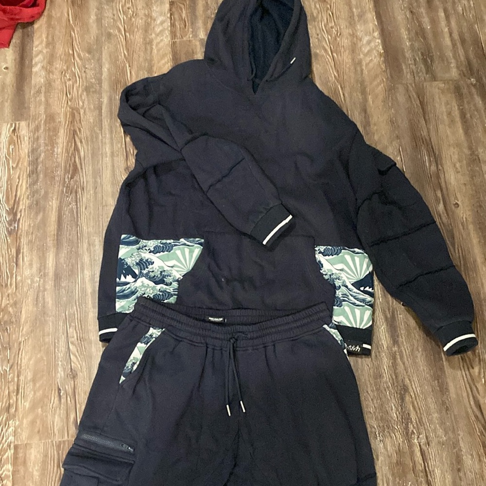 Pink dolphin wave sweat suit